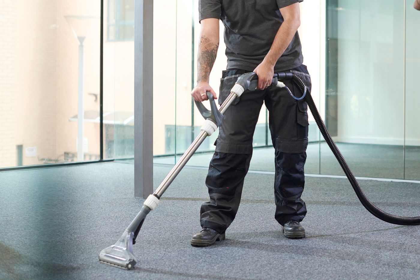 Unterhaltsreinigung Koblenz RWR Gebäudereiigung